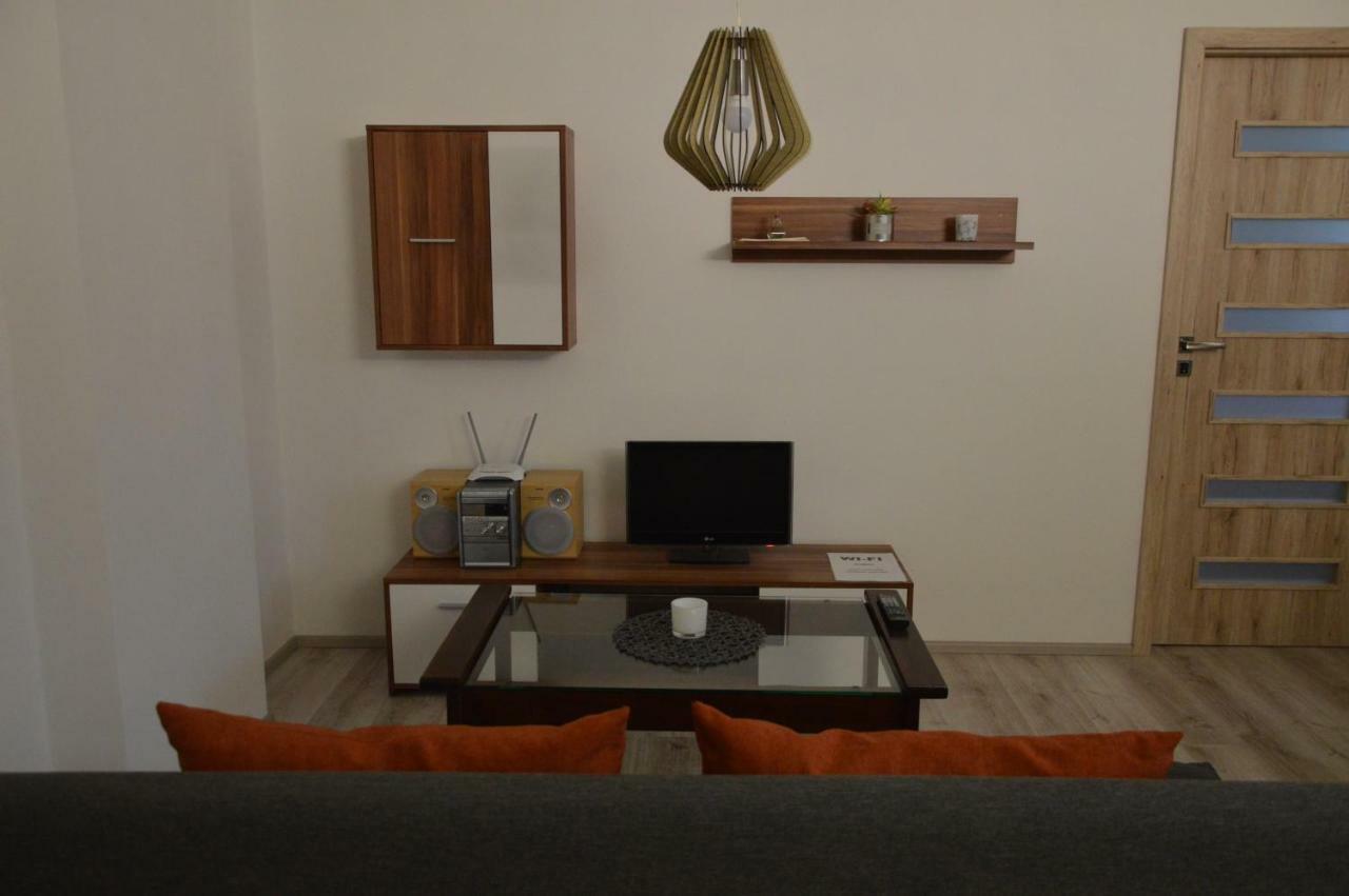 Apartmanovy Byt Třeboň Exteriör bild