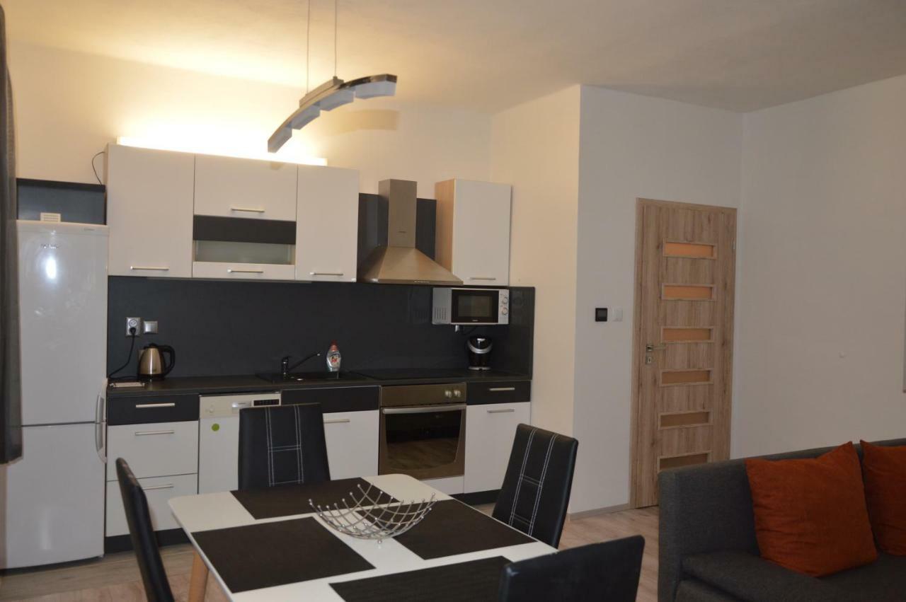 Apartmanovy Byt Třeboň Exteriör bild