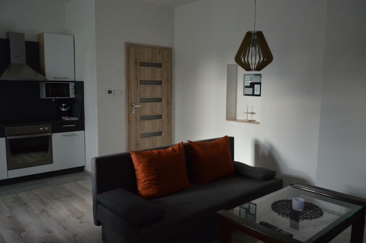 Apartmanovy Byt Třeboň Exteriör bild