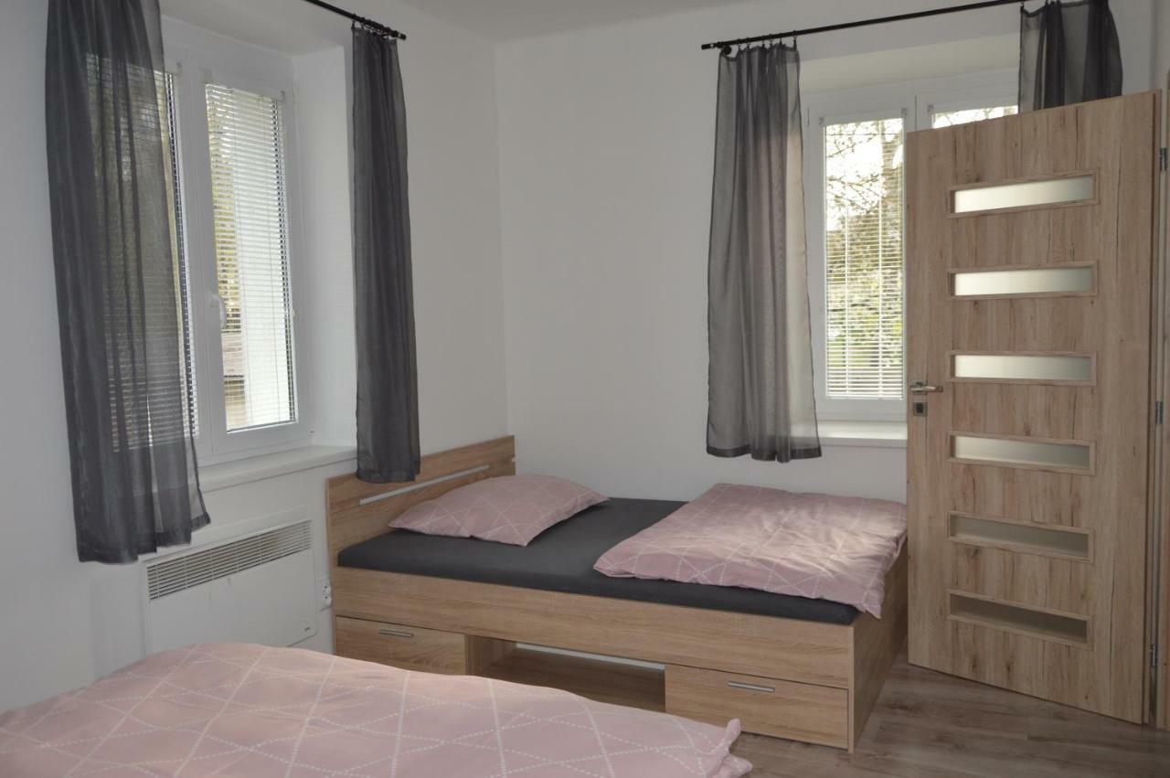 Apartmanovy Byt Třeboň Exteriör bild